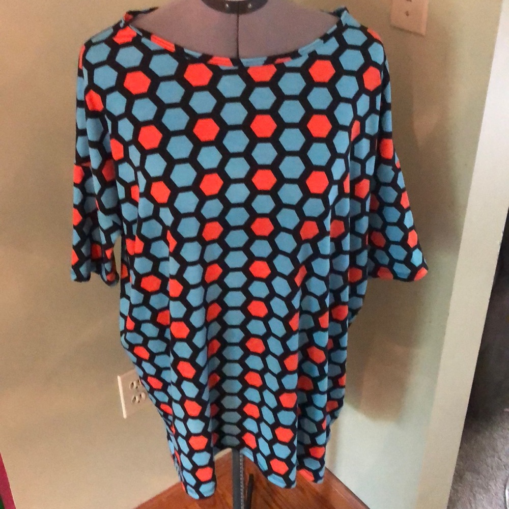 LulaRoe Irma Shirt